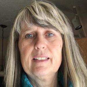 Meet your Posher, Vickie